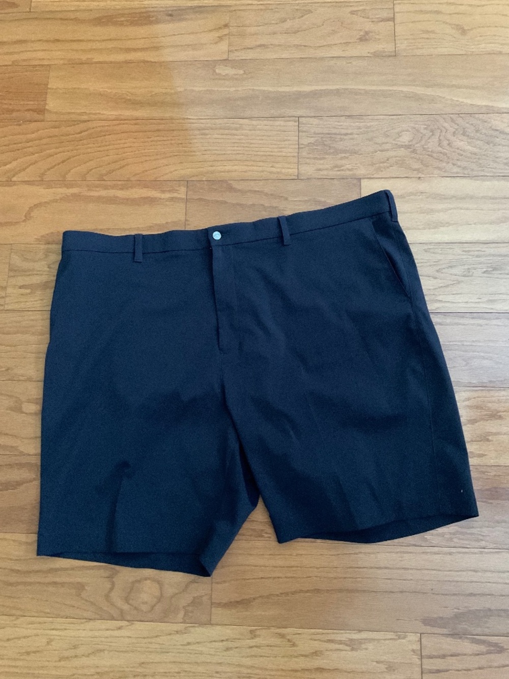 Men’s Navy Blue Callaway shorts.   Size 48B. V Good Inseam 8.5”